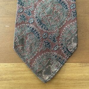 Ori-Dong maroon and gold 100% silk tie made in Japan